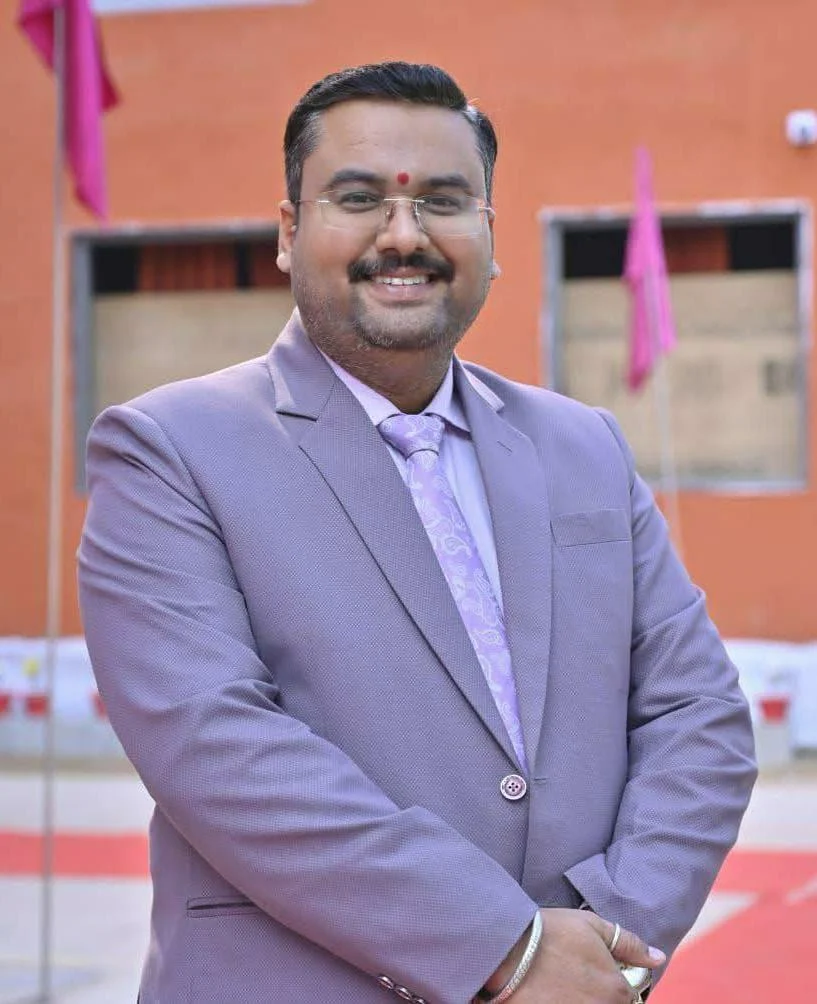 Dr. Akshay Bhargava profile photograph